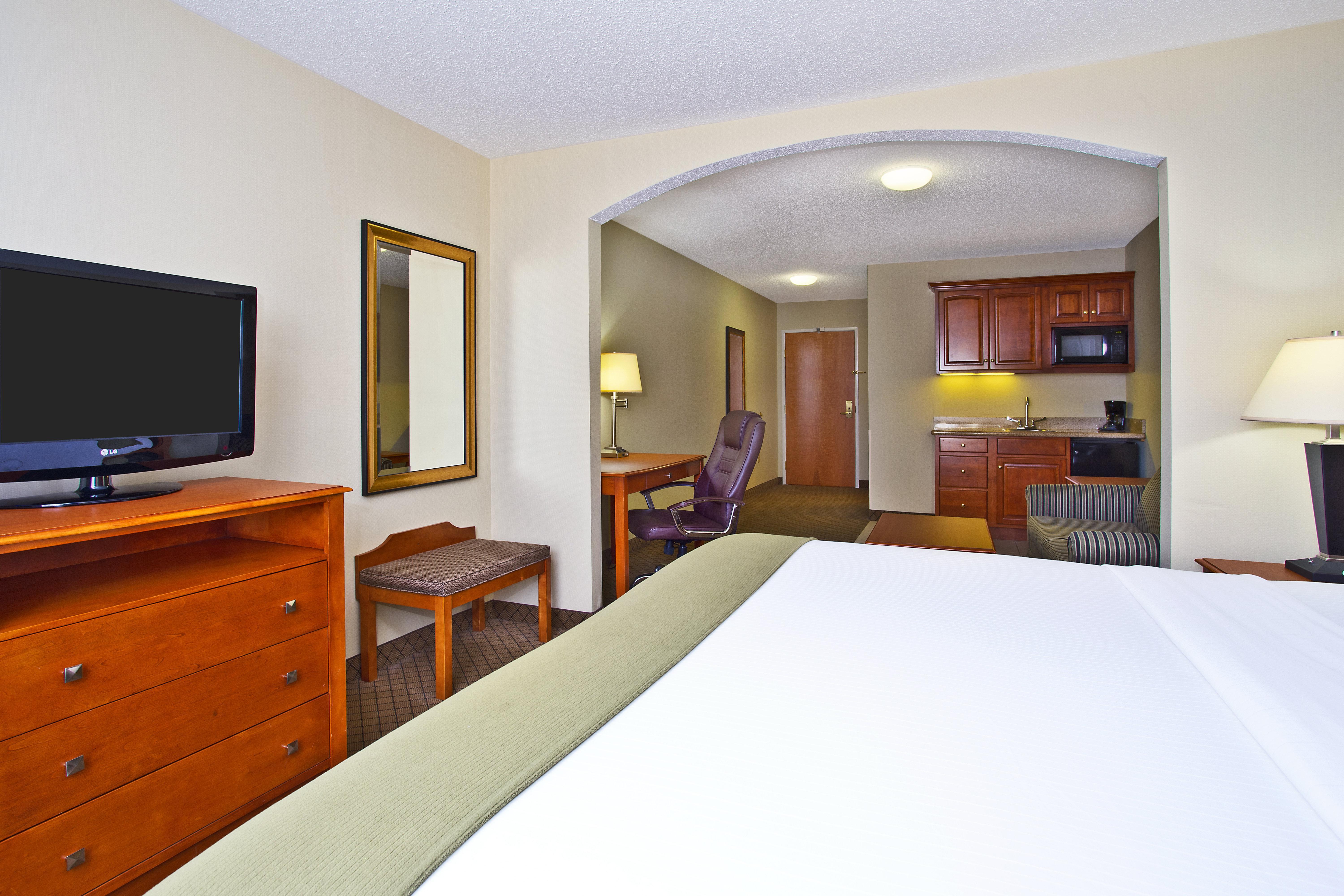 Holiday Inn Express Hotel & Suites Goshen, An Ihg Hotel מראה חיצוני תמונה